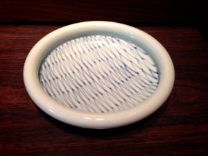 玉ぶちアミメ皿 7寸